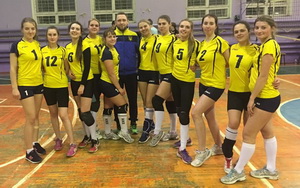 Жіноча команда Академії з волейболу переграла команду ЧНТУ