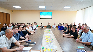 Науково-практичний семінар до Дня Конституції України